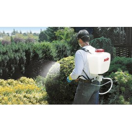 Solo 425 4-Gallon Professional Piston Backpack Sprayer, Wide Pressure Range up to 90 psi Solo 425 4-Gallon Professional Piston Backpack Sprayer, Wide Pressure Range up to 90 psi